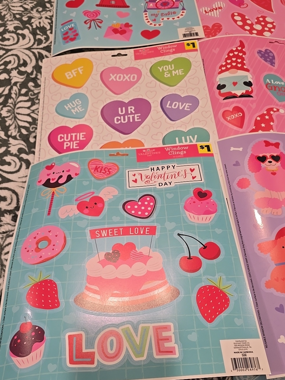 ❤️10/$10 Valentine's Window Clings Pack - Pink & Red Hearts Crafts - Picture 2 of 2